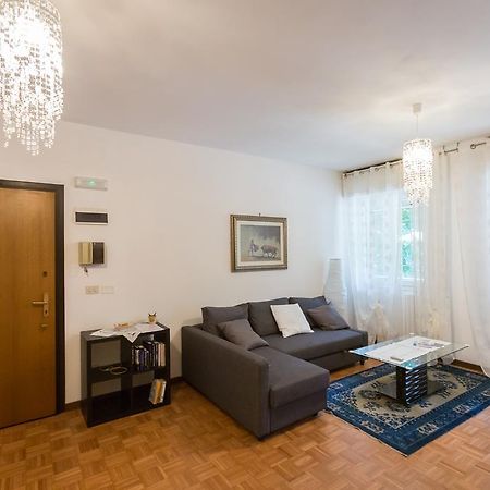 Bolognina Central Apartment Болонья Екстер'єр фото