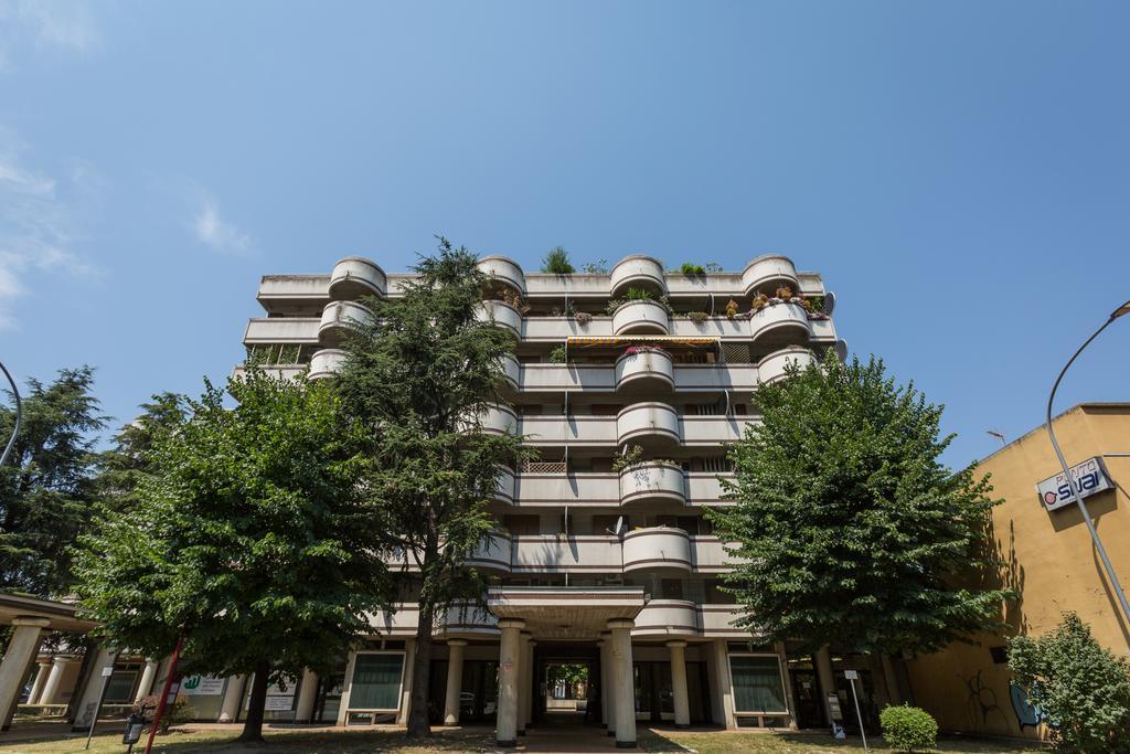 Bolognina Central Apartment Болонья Екстер'єр фото