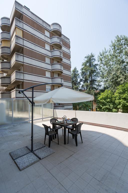 Bolognina Central Apartment Болонья Екстер'єр фото