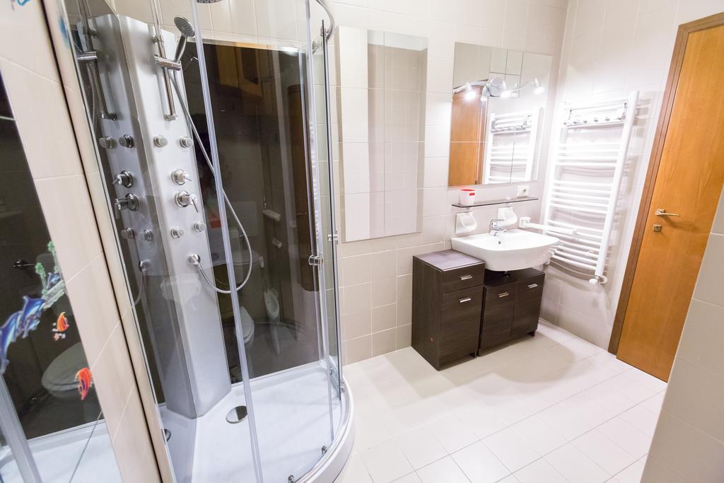 Bolognina Central Apartment Болонья Екстер'єр фото