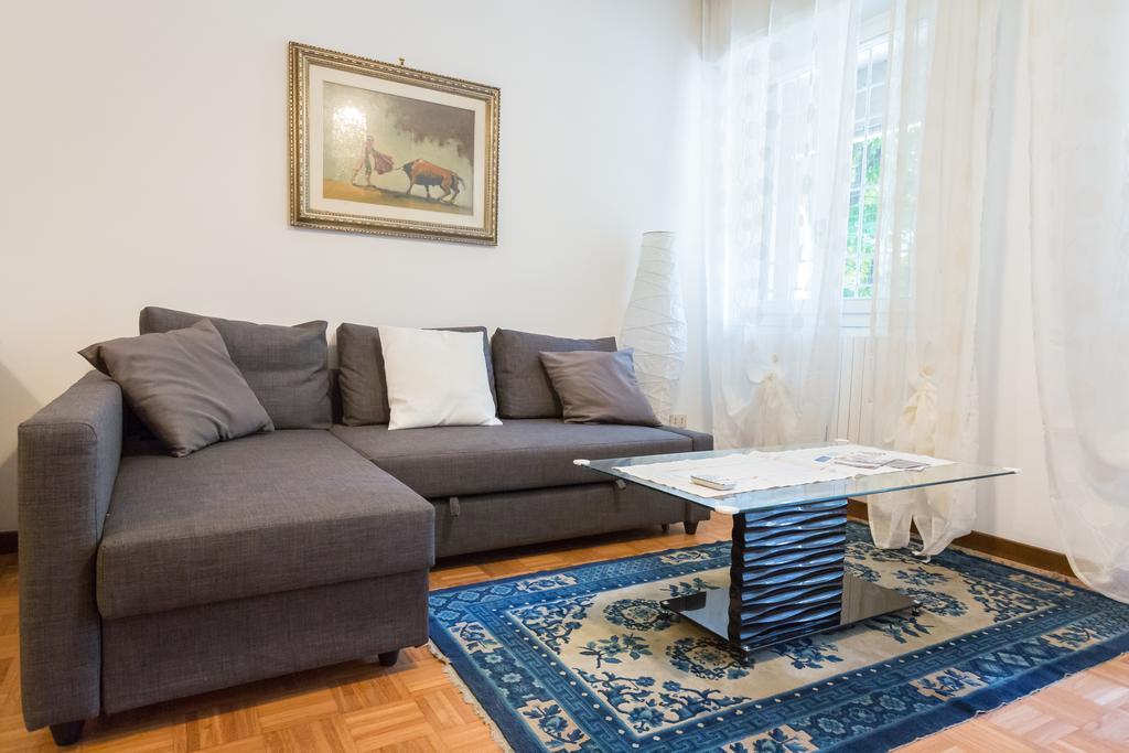 Bolognina Central Apartment Болонья Екстер'єр фото