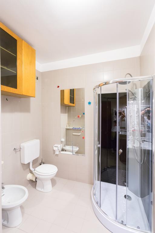 Bolognina Central Apartment Болонья Екстер'єр фото